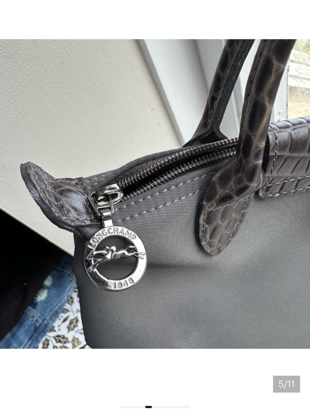Longchamp small grey handbag with croc-embossed leather - Picture 5 of 11